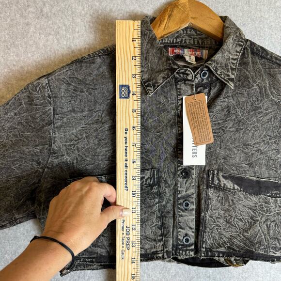 Urban Outfitters Shacket Womens Crop Cutout Denim Shirt Acid Wash Biker Grunge - Picture 14 of 16